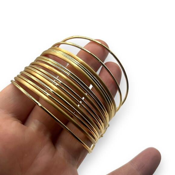 NEW Macy's Style & Co Gold Bracelet Chunky Multi Band Bolo Toggle Cuff - Picture 8 of 9